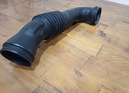 Genuine Ford Fiesta mk6 intake pipe 2002-2008 air box pipe