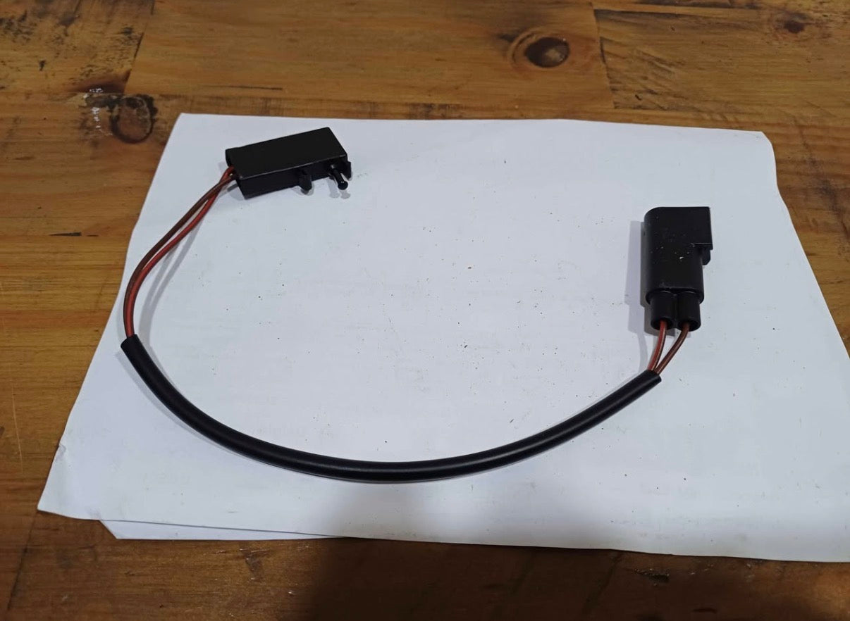 Genuine Ford Fiesta mk6 Rear boot tailgate micro switch 2002-2008 ST150 1.25 1.4 1.6 16v