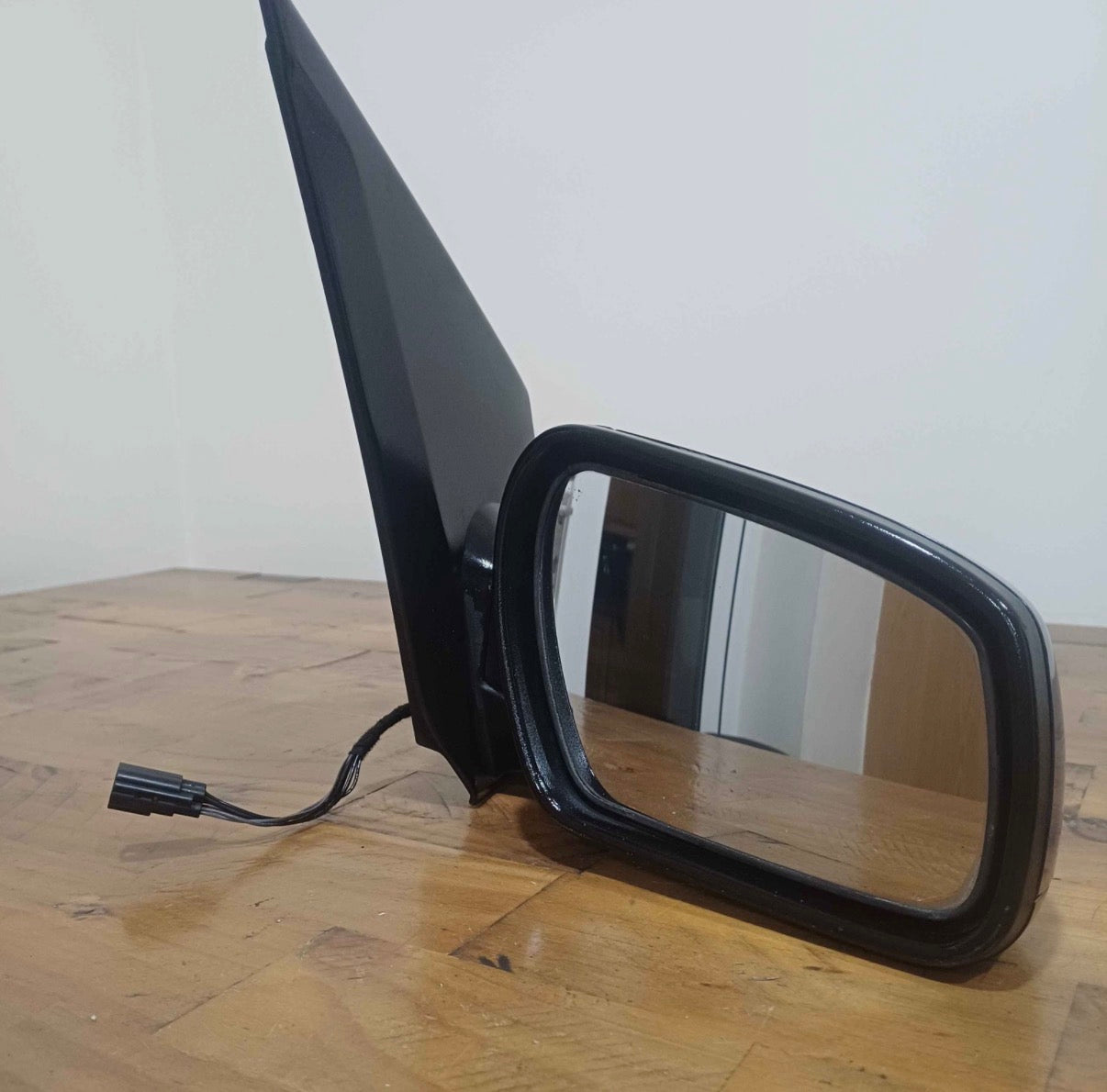 Ford Fiesta mk6 Pre Face-lift Wing mirrors & Pillar covers Performance blue & gloss black 2002-2005