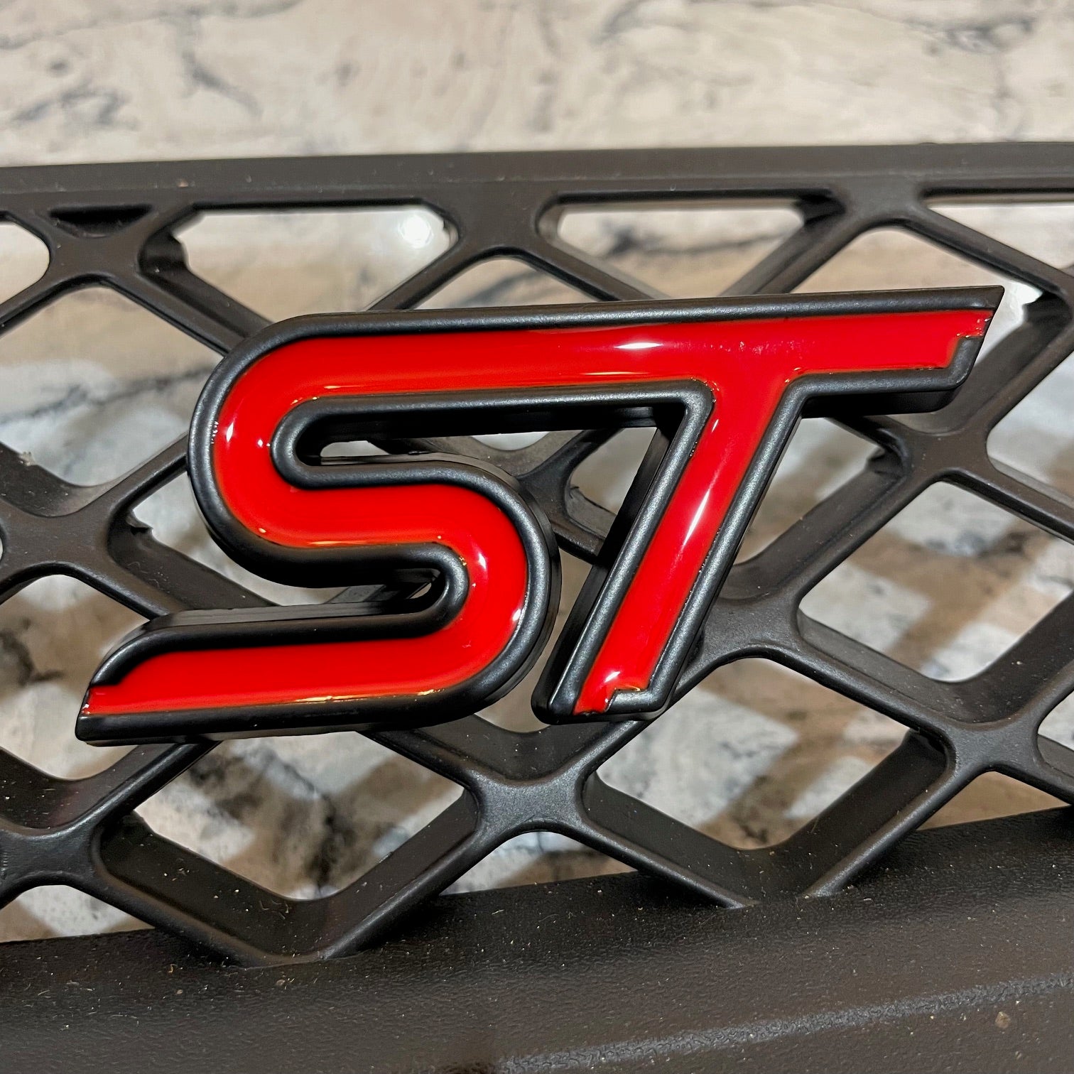 Ford ST Front Grill Badge Red/Black Outline - Retro Fast Fords